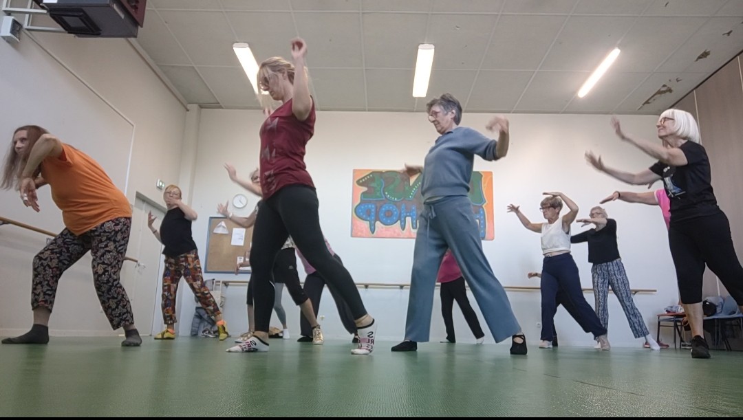 Danse Bien Etre cours du mardi matin de 10h30 à 11h45